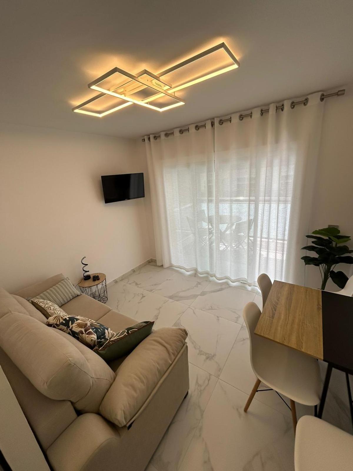 Apartamentos Cala Crancs Salou Exterior photo